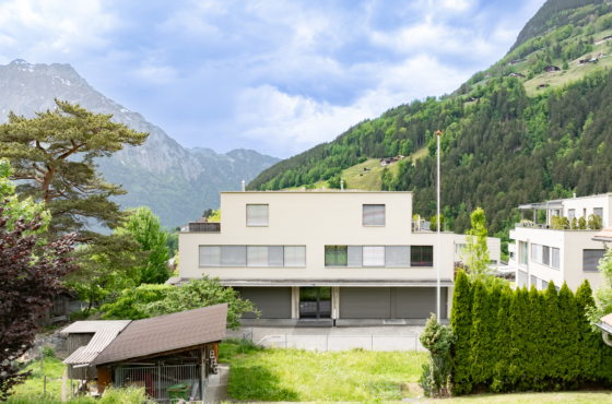 4.5 Zimmer Attika-Maisonette-Wohnung mit Bergsicht