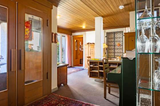 Eingangsbereich mit Empfang